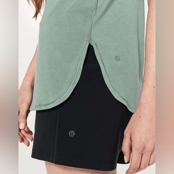 Lululemon Hit The Stride Tank Juniper Size 6 - Picture 2 of 8